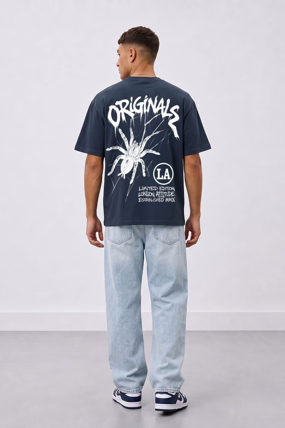 LONDON ATTITUDE LONDON ATTITUDE Men's Originals Oversized Heavyweight Spider Graphic T-Shirt in Blue