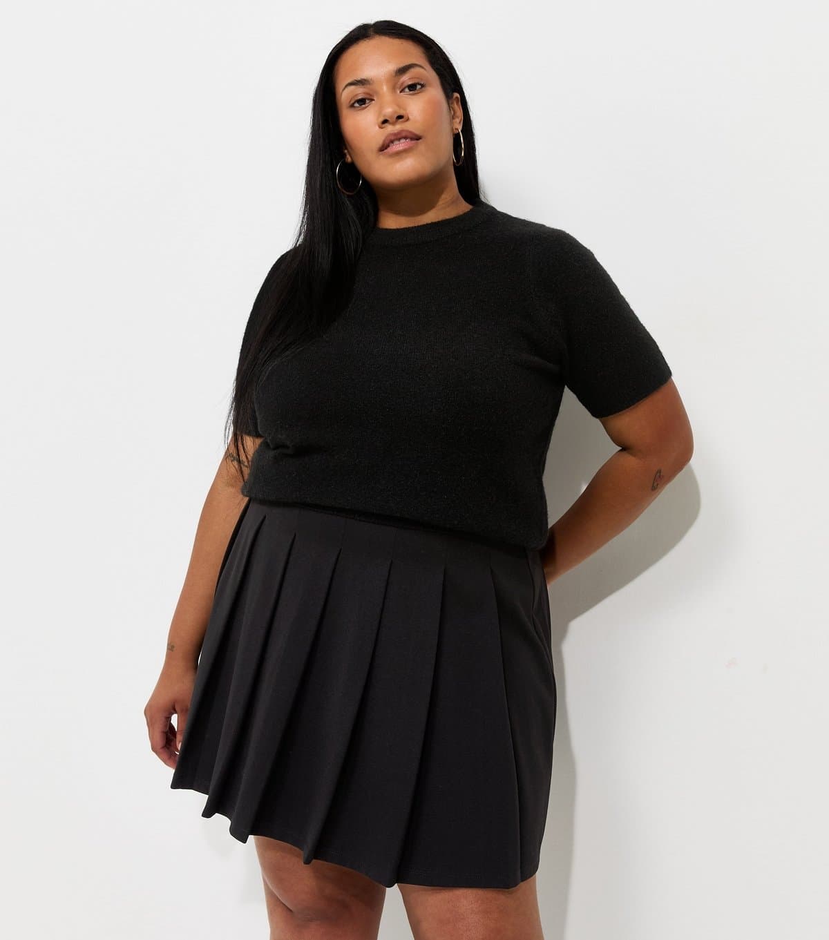New Look Women's Plus Size Black Pleated Ponte Mini Skirt Curves New Look