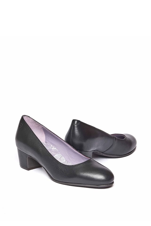 Moshulu Moshulu Women's 'Keel' Court Shoe in Black - 2