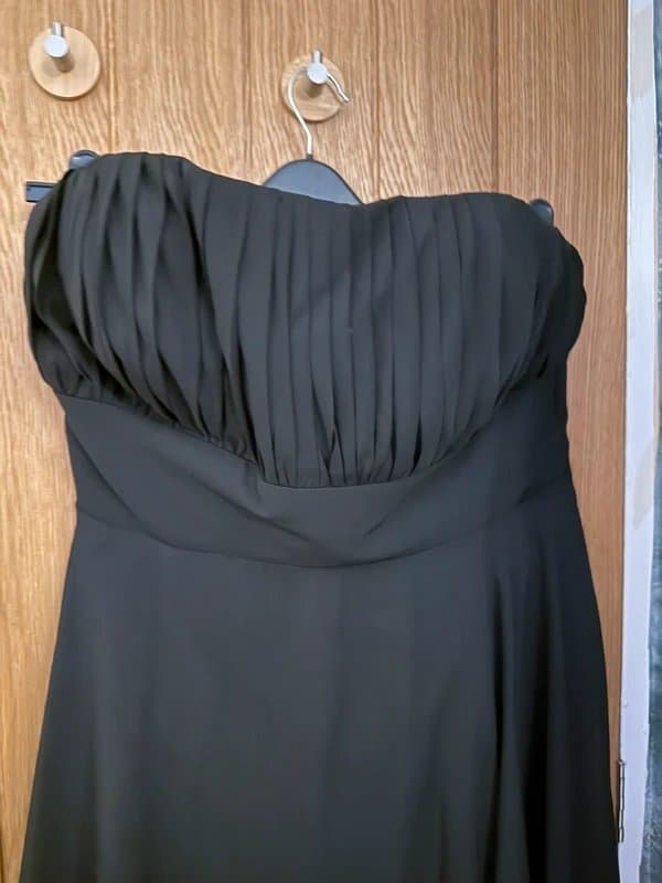 No Label Gorgeous black occasion dress
