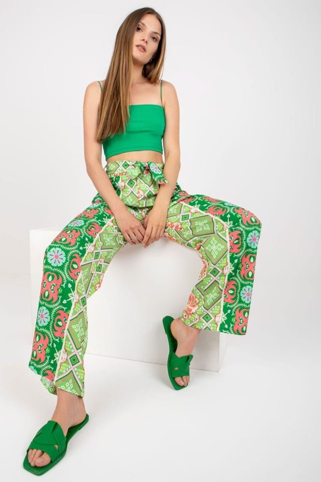 Love Lace Love Lace Women's High Waist Wide Leg Elastic Waist Trousers in Green - 2