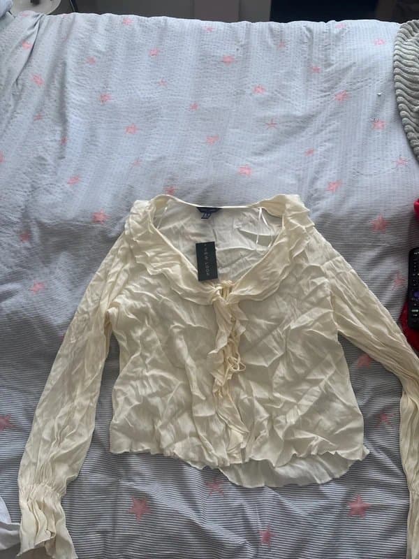 New Look Ruffle blouse