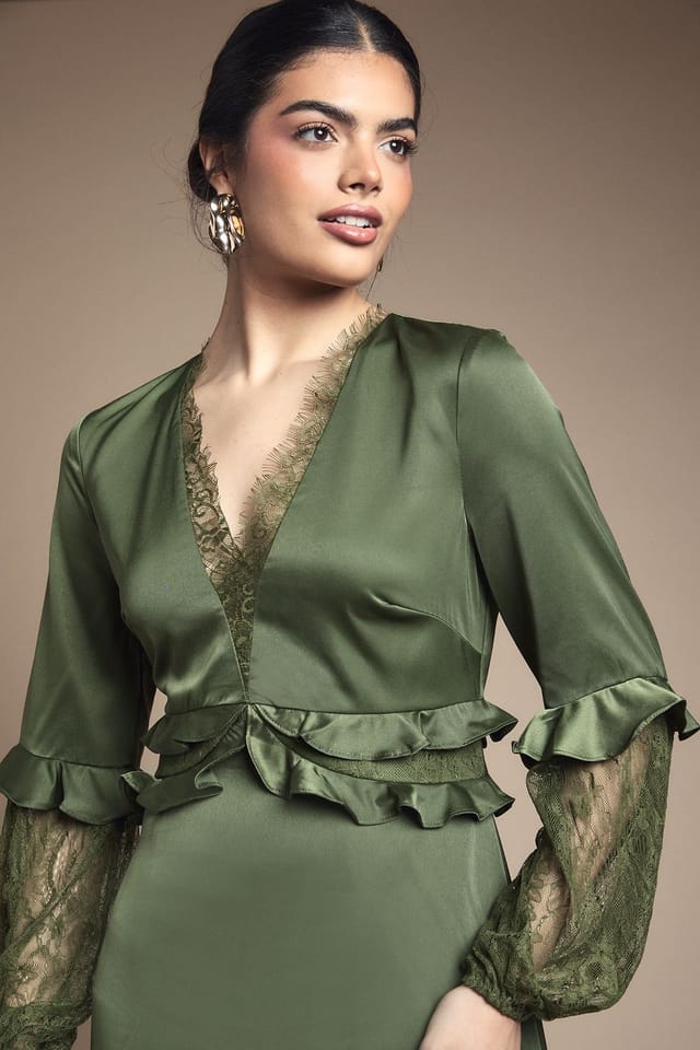 Oasis Oasis Women's Lace Sleeve Frill Waist V Neck Midi Dress in Olive - 2