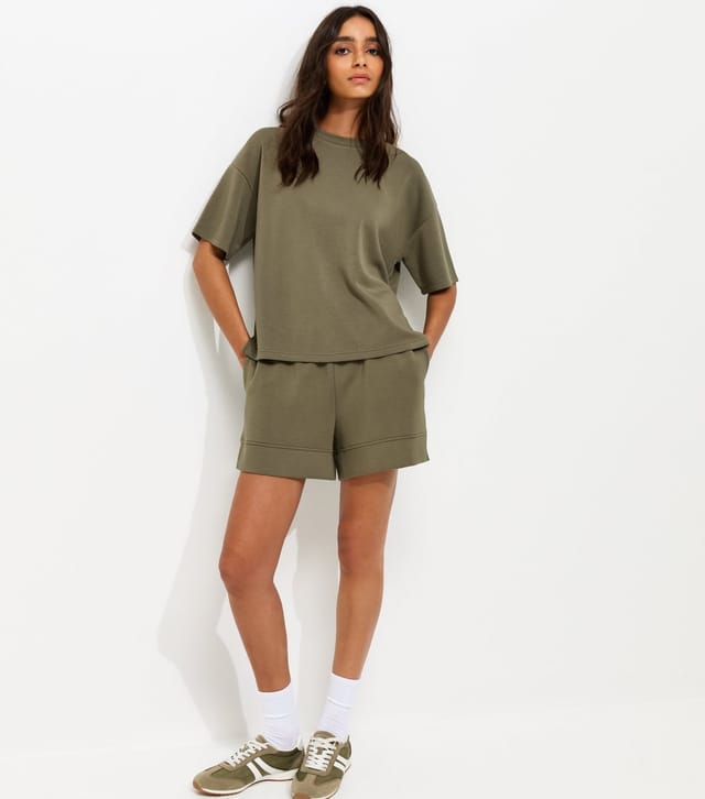 New Look Women's Premium Khaki Jersey Shorts New Look - 2