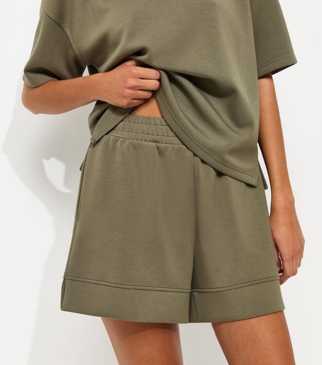 New Look Women's Premium Khaki Jersey Shorts New Look - 3