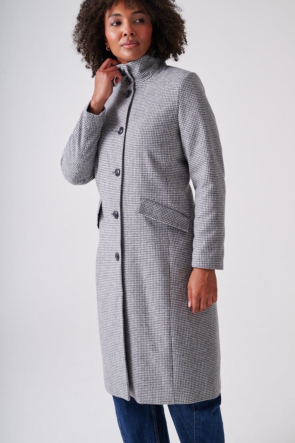 Klass. Klass. Women's Funnel Neck Houndstooth Coat in Grey