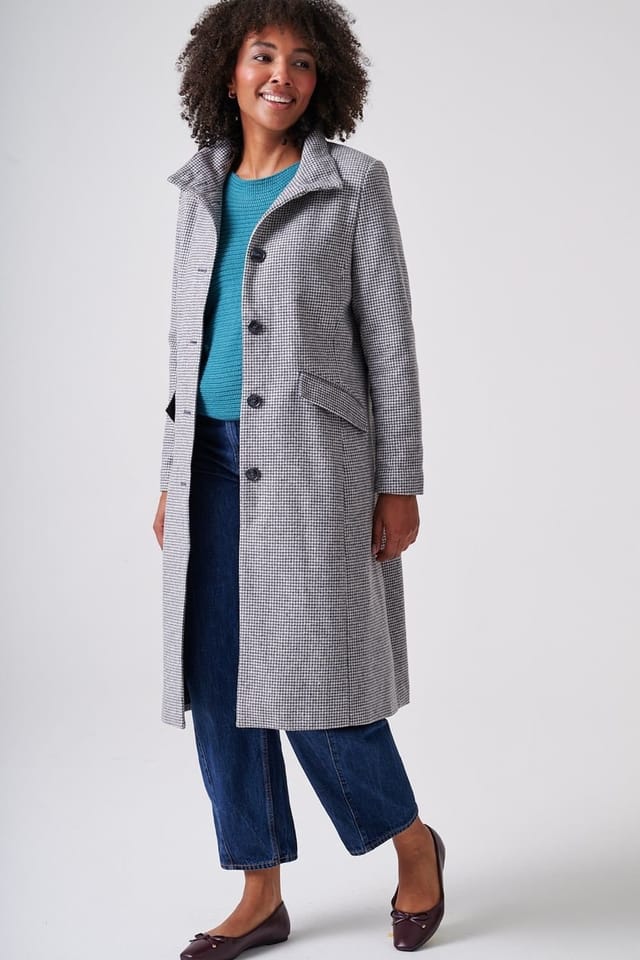 Klass. Klass. Women's Funnel Neck Houndstooth Coat in Grey - 2