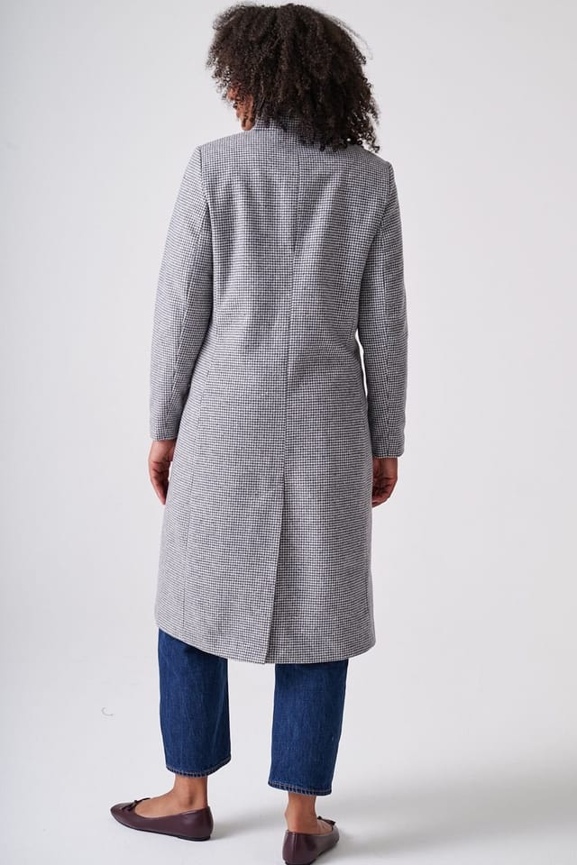 Klass. Klass. Women's Funnel Neck Houndstooth Coat in Grey - 3