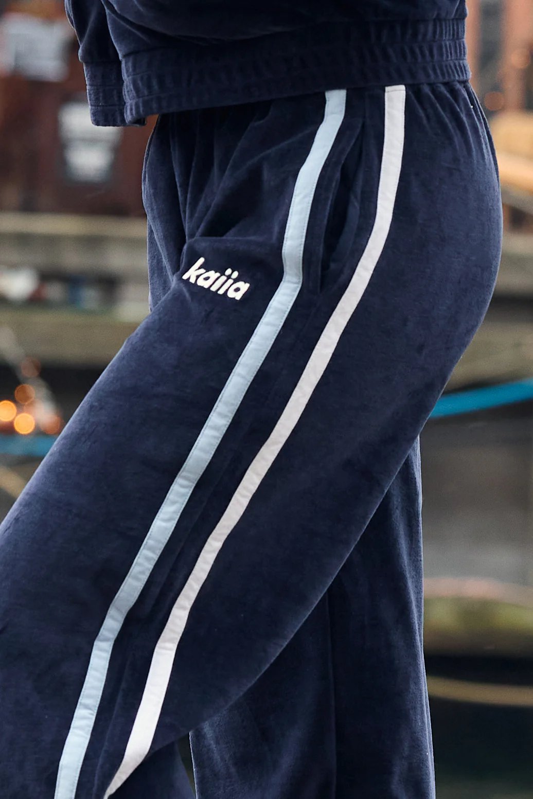 Kaiia Kaiia Velour Side Stripe Straight Leg Joggers Navy & Baby Blue - 2