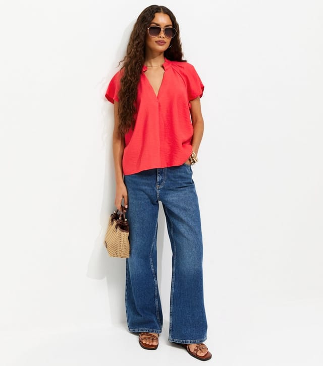 New Look Women's Petite Dark Pink Flutter Sleeve Blouse New Look - 3