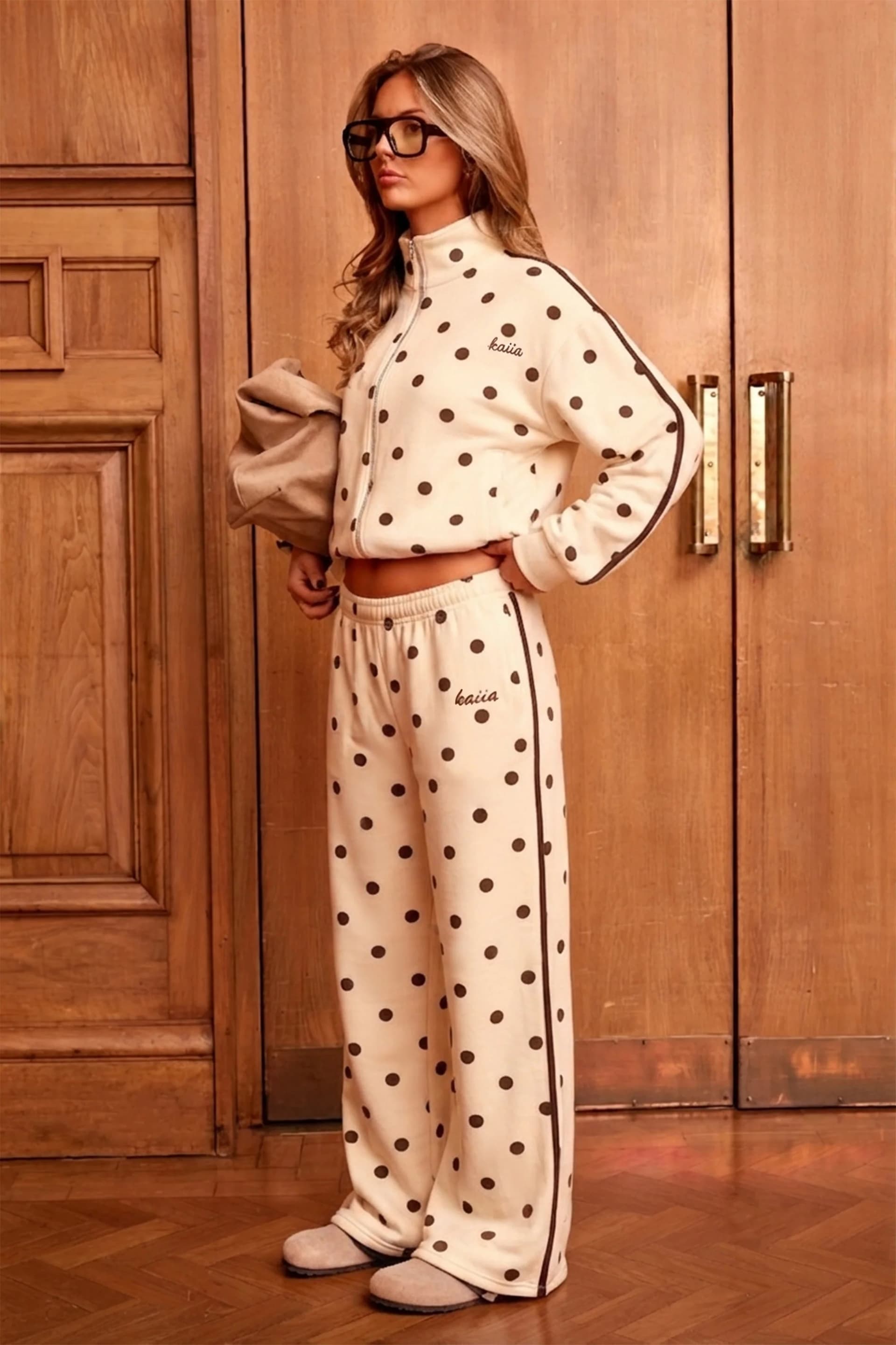 Kaiia Kaiia Polka Dot Side Stripe Wide Leg Joggers Cream & Chocolate