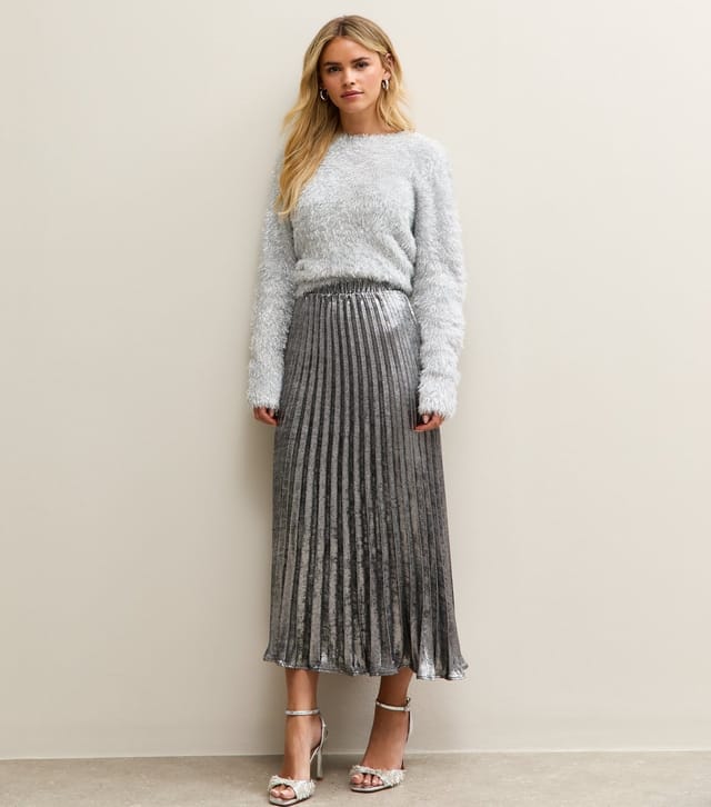 New Look Women's Petite Silver Foil Pleated Midi Skirt New Look - 2