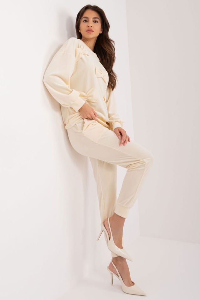 Love Lace Love Lace Women's Velour Bow Detail Sweatshirt & Pants Set in Beige - 3