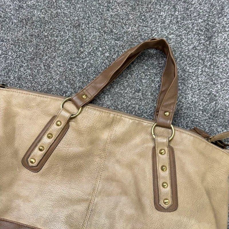 New Look Y2K vintage faux leather large handbag studded light brown adjustable strap