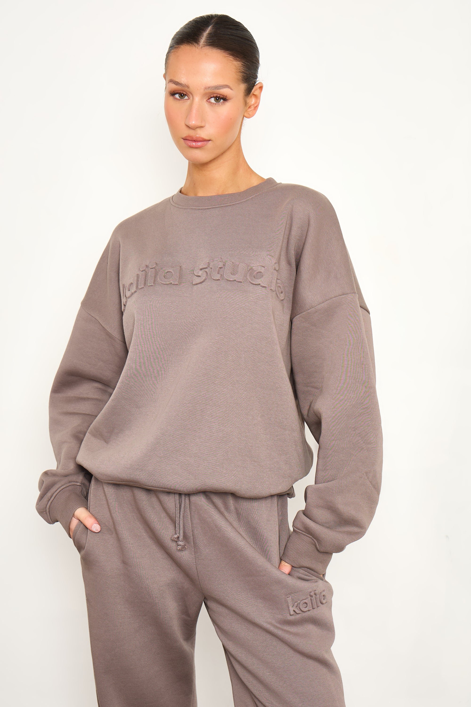 Kaiia Kaiia Studio Embossed Oversized Sweatshirt Storm Grey - 4