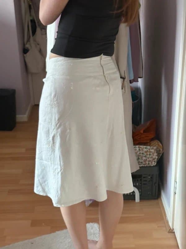 New Look Old label new look White / cream floral sequin embellished midi skirt