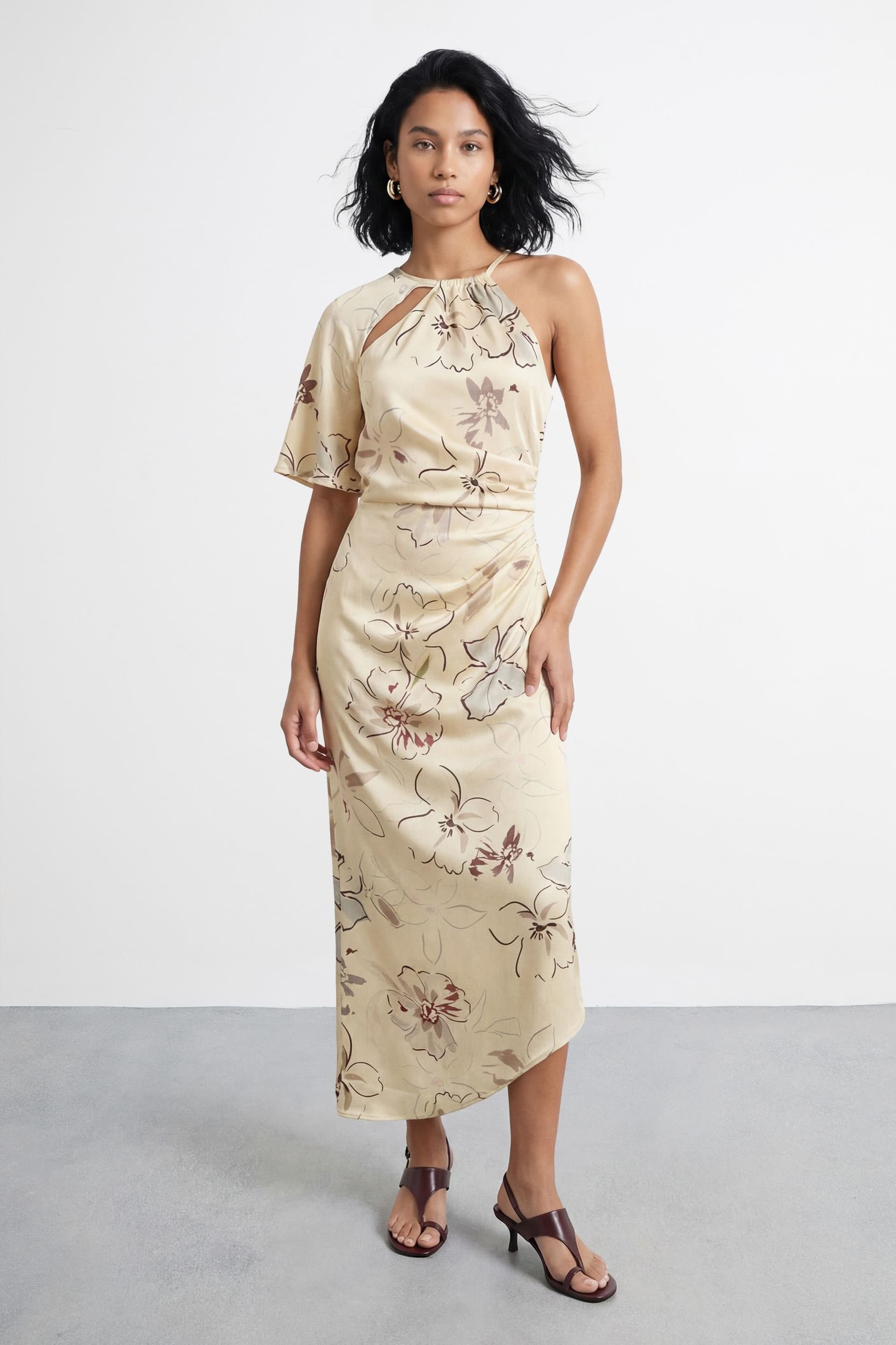 Warehouse Warehouse Women's Floral Print Asymmetric One Sleeve Bias Maxi Dress With Keyhole in Lemon