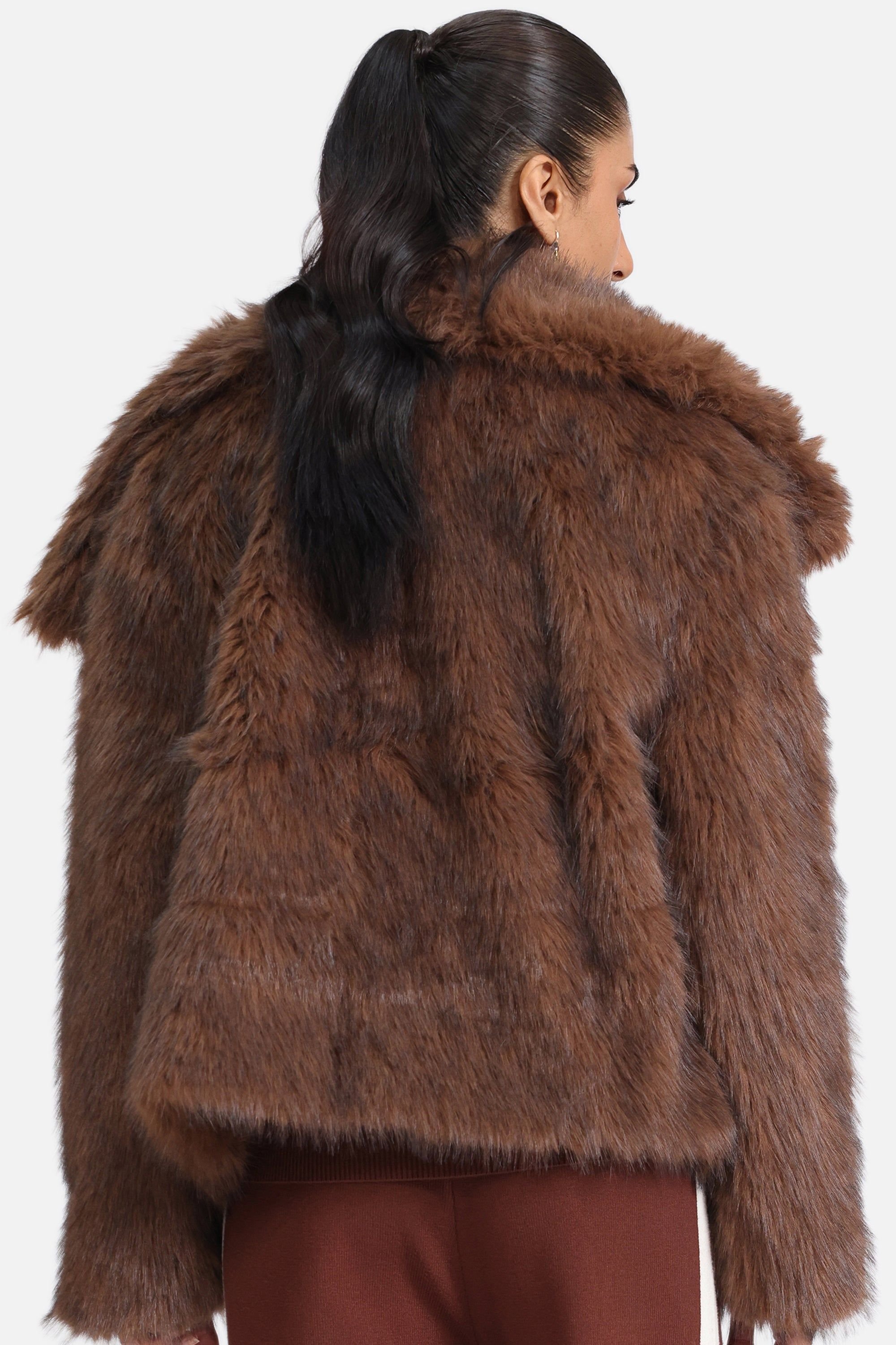 Urban Studio Urban Studio Women's Faux Fur Jacket - Plush Coat with Buttoned Closure in Dark Brown - 4