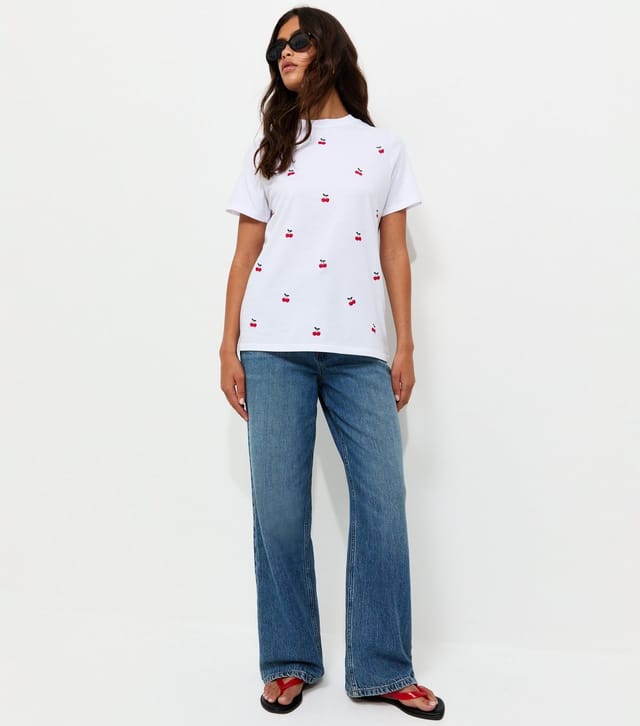 New Look Women's White Cotton Cherry Print Crew Neck T-Shirt New Look - 2