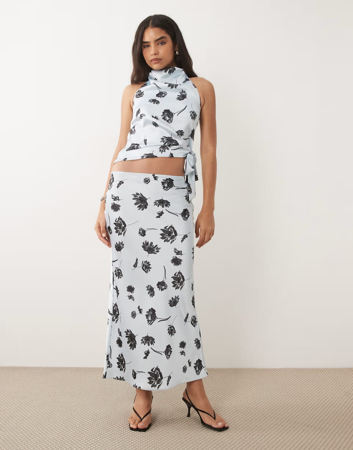 ASOS ASOS DESIGN satin 90's midi slip skirt in blue floral co ord - 1