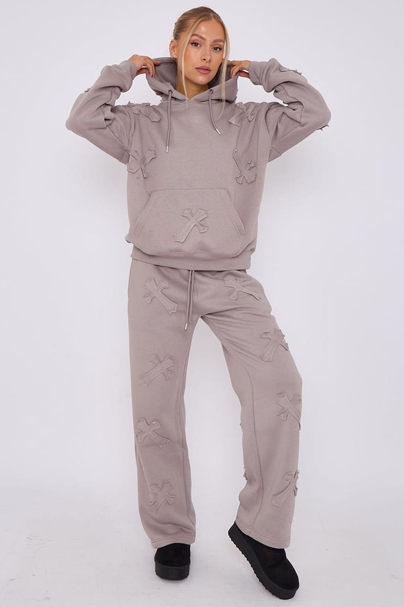 STYLEWISE STYLEWISE Women's Oversized Crucifix Embroidered Hooded Fleece Co-ord in Light Grey - 1