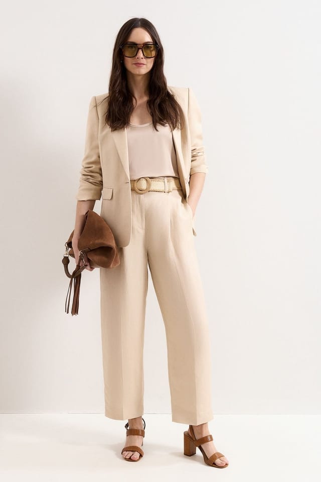 Phase Eight Phase Eight Women's Elena Linen Blend Single Breasted Blazer in Light Beige - 3