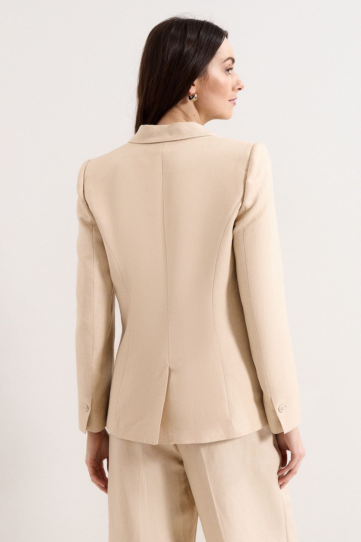 Phase Eight Phase Eight Women's Elena Linen Blend Single Breasted Blazer in Light Beige - 4