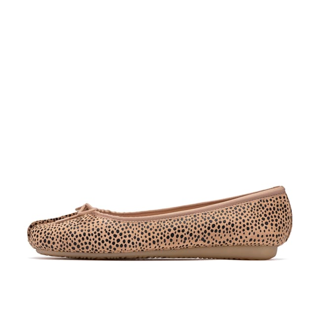 Clarks Clarks Women's Freckle Ice Animal Print Slip Ons, Ballet Pumps in Brown - 2