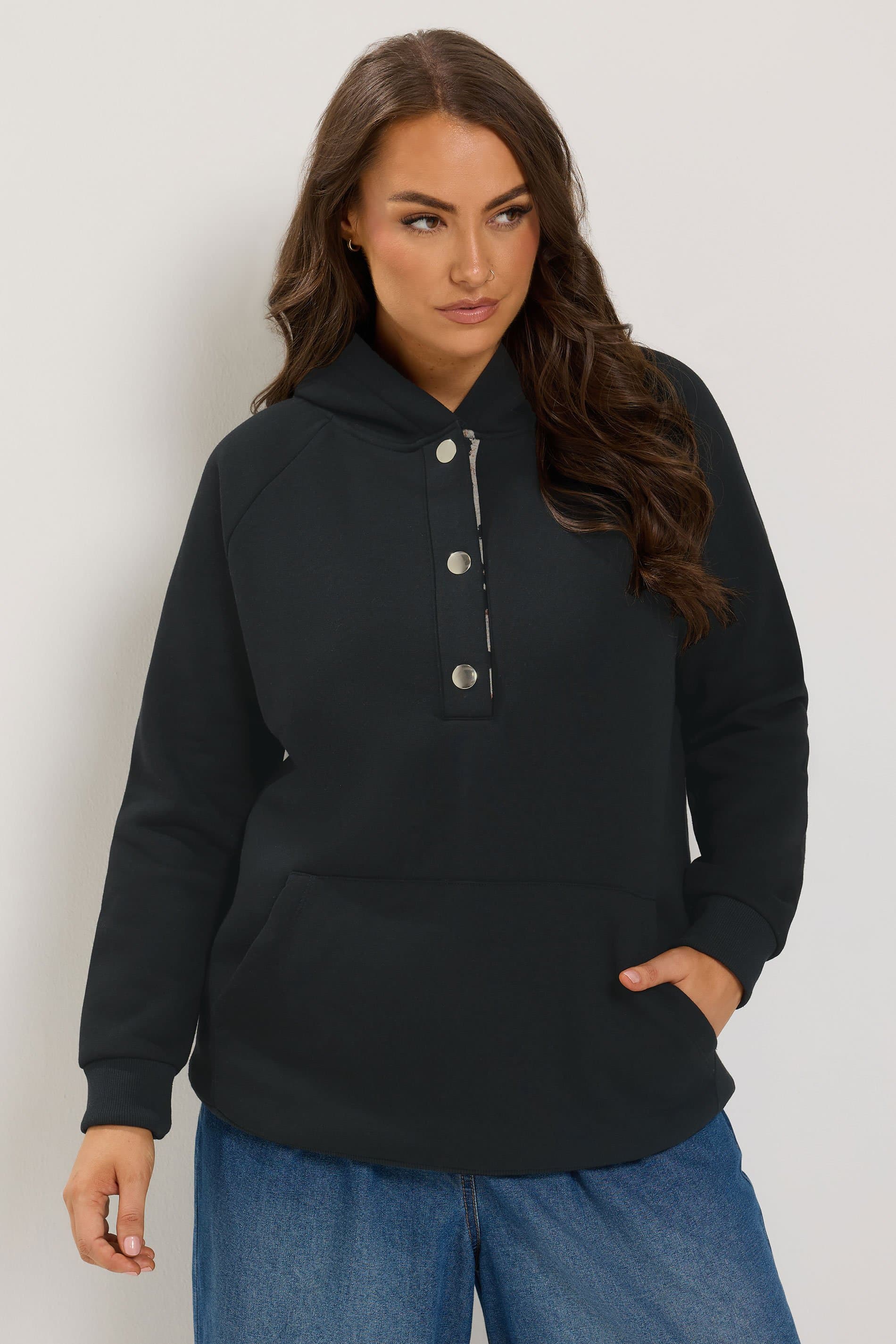 Yours Plus Size Black Leopard Contrast Hoodie