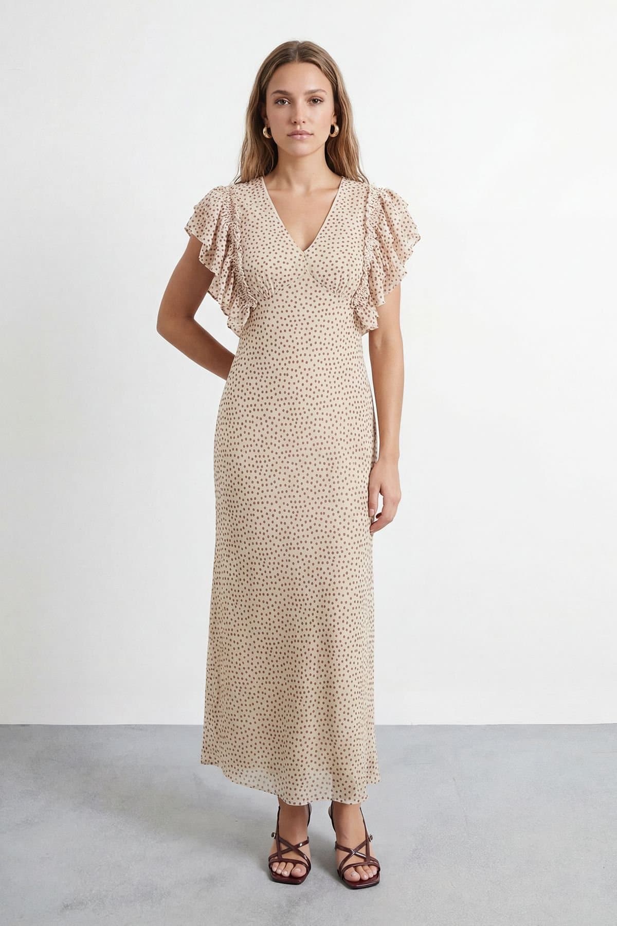 Warehouse Warehouse Women's Petite Polka Dot Print Ruffled Sleeve V Neck Maxi Dress in Ivory