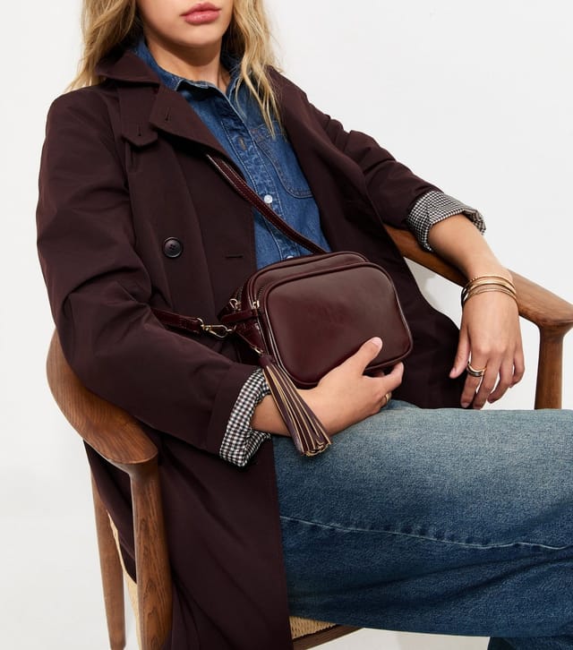 New Look Dark Burgundy Faux Leather Tassel Crossbody Camera Bag New Look - 2
