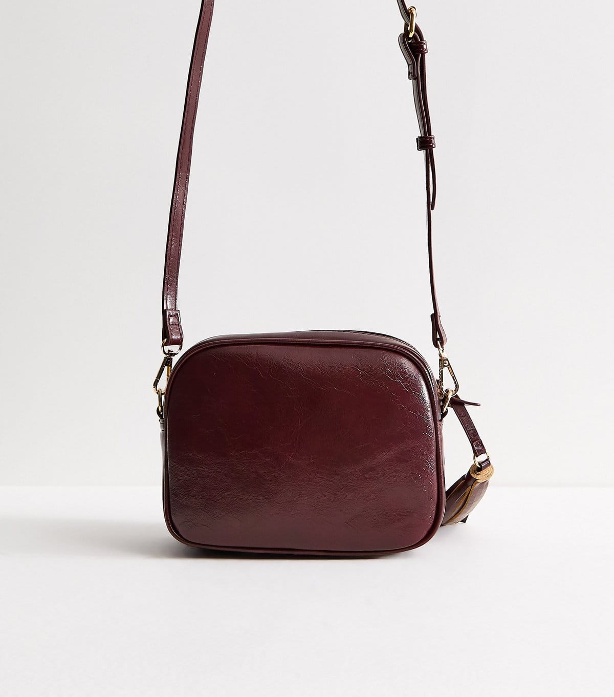 New Look Dark Burgundy Faux Leather Tassel Crossbody Camera Bag New Look - 4