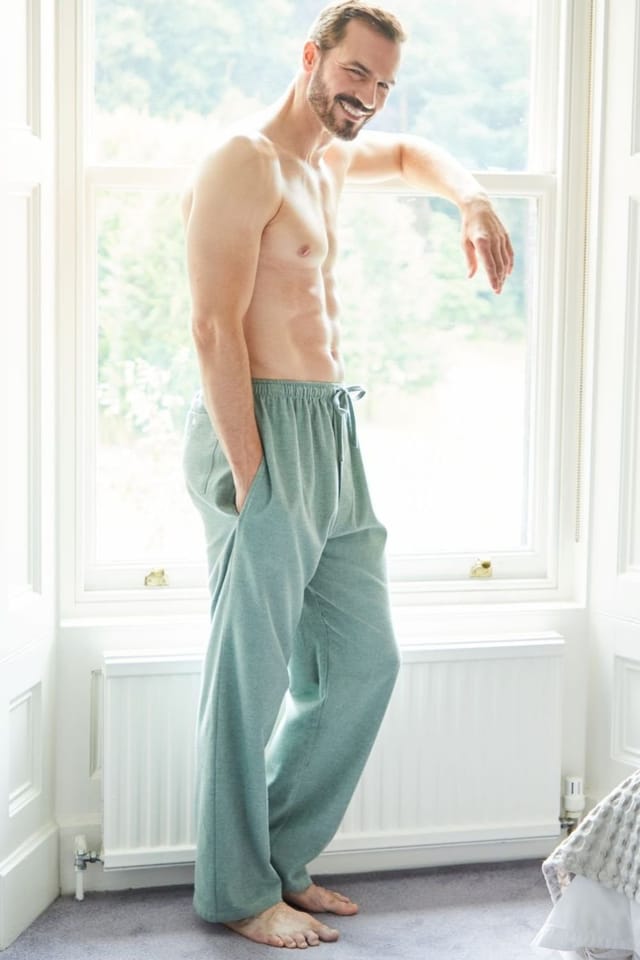 British Boxers British Boxers Men's "Moss" Herringbone Brushed Cotton Pyjama Trousers in Dark Green - 3