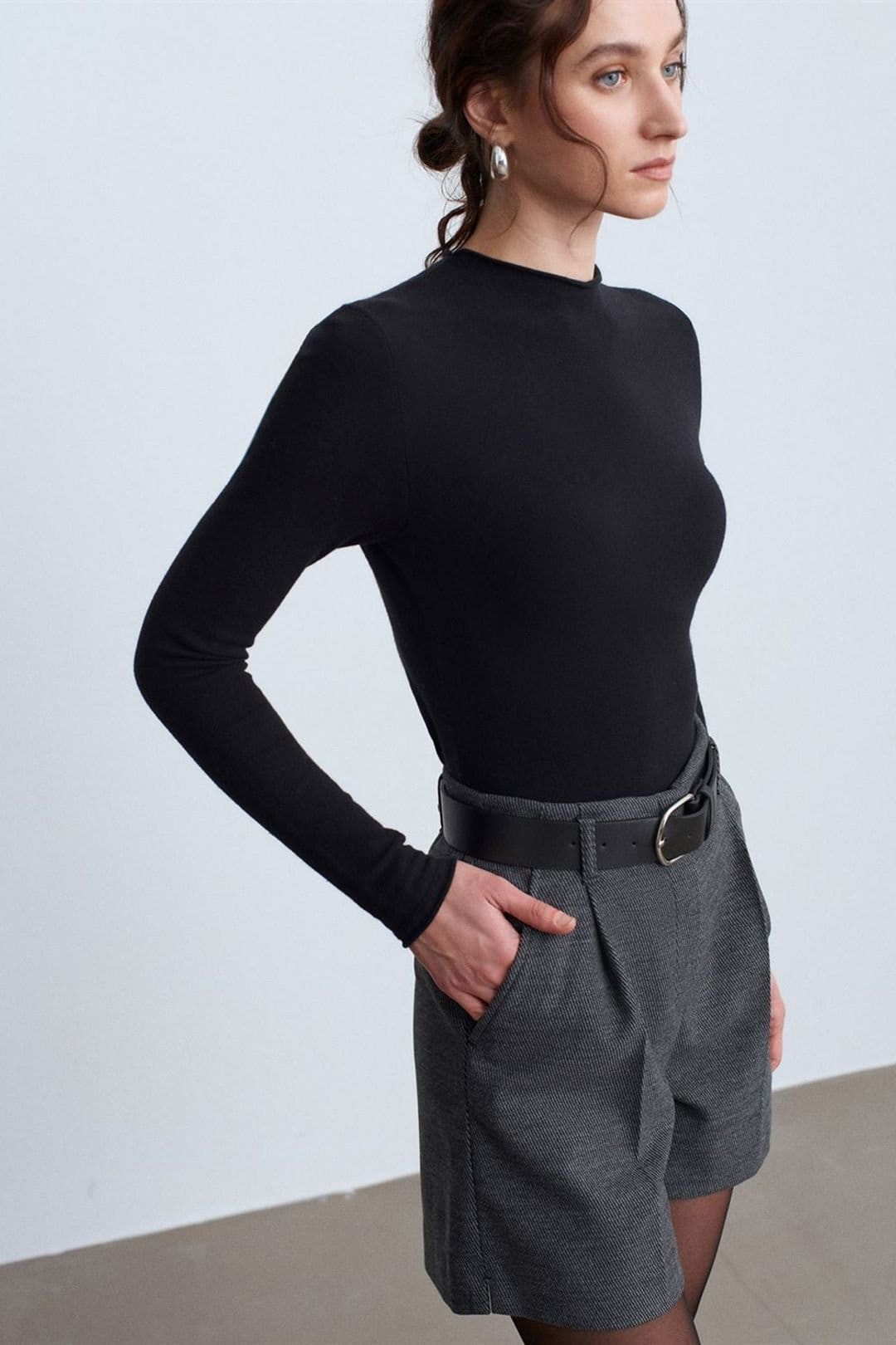 Dilvin Dilvin Women's High-Waist Belted Wide-Leg Tailored Shorts in Dark Grey - 4