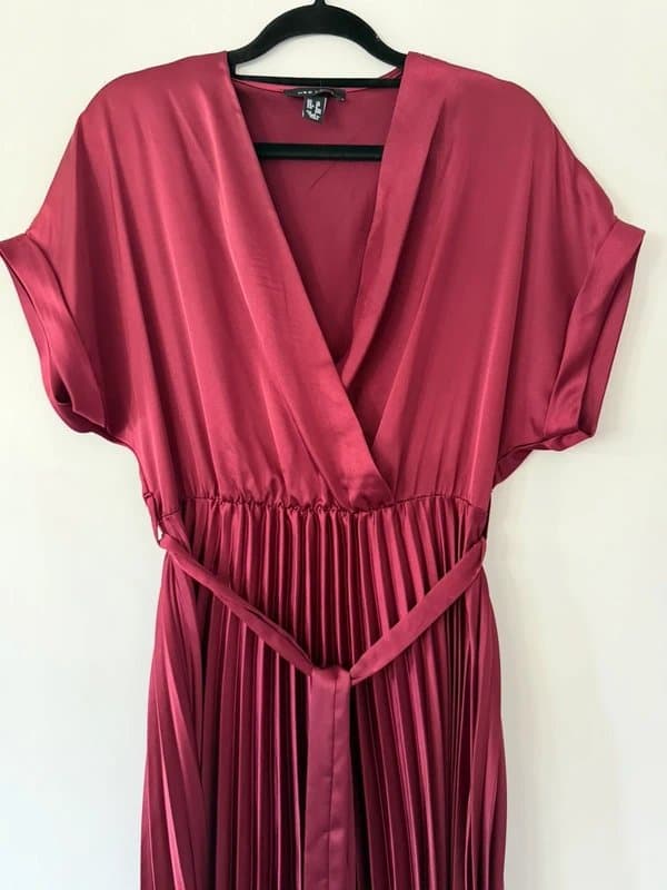 New Look New Look Burgundy Satin Pleated Wrap Front Maxi Dress size 10