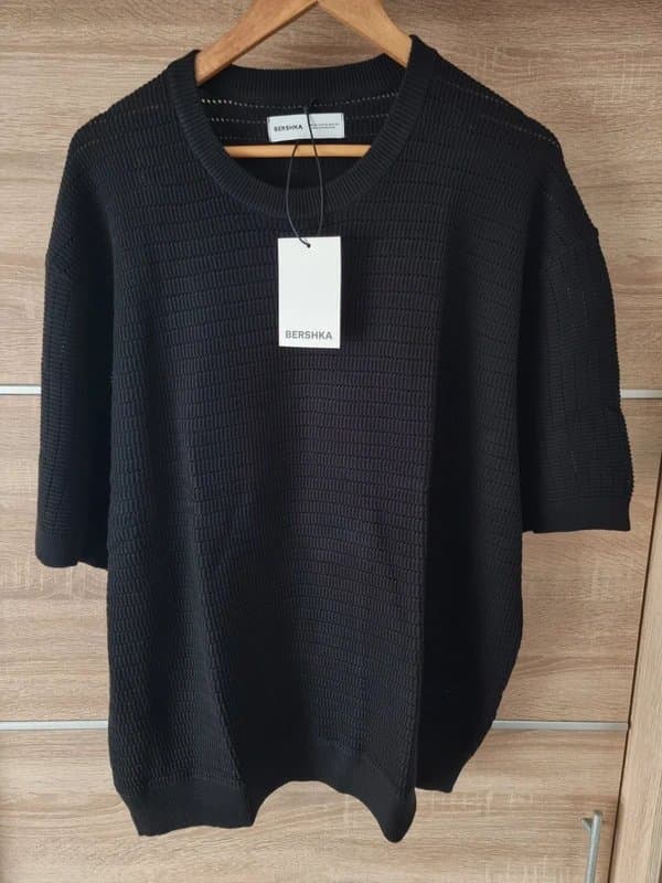 Bershka Knitted T-shirt