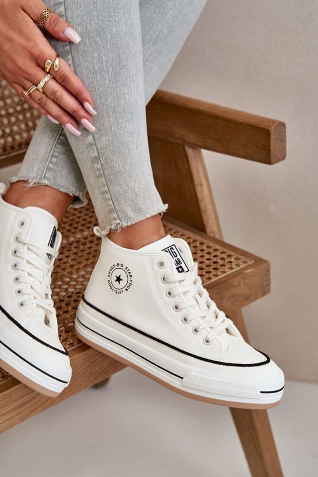 Love Lace Love Lace Women's Big Star Sneakers Autumn Winter Comfort Rubber Sole Insole Grip in White - 3