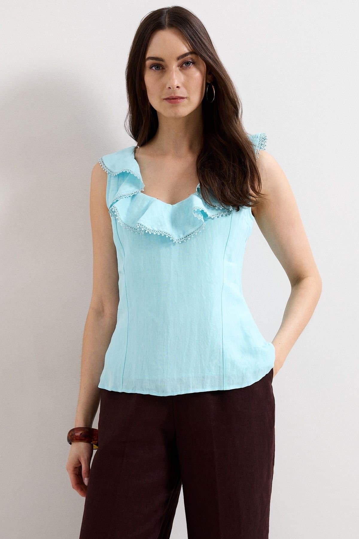 Phase Eight Phase Eight Women's Rhona Sleeveless Linen Blend Blouse in Baby Blue
