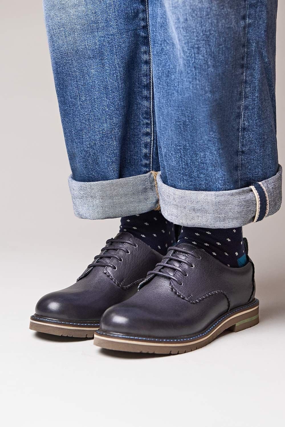 Moshulu Moshulu Women's 'Rafflesia' Scalloped-edge leather Derbys in Indigo