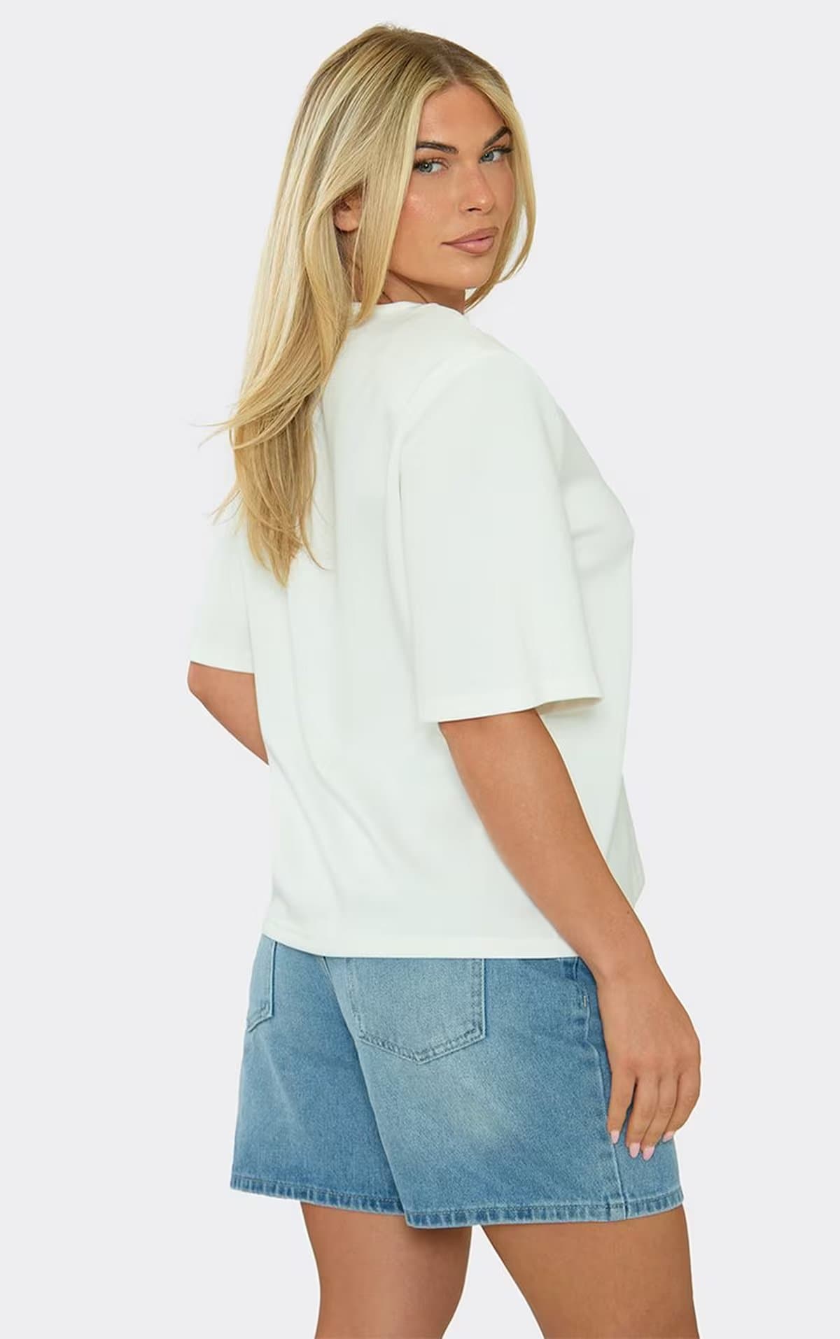 EGO Short Sleeve V Neck Boxy Top In White, Women's Size UK S/M