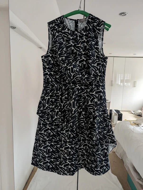 Jaeger Jaegar black white abstract patterned summer dress