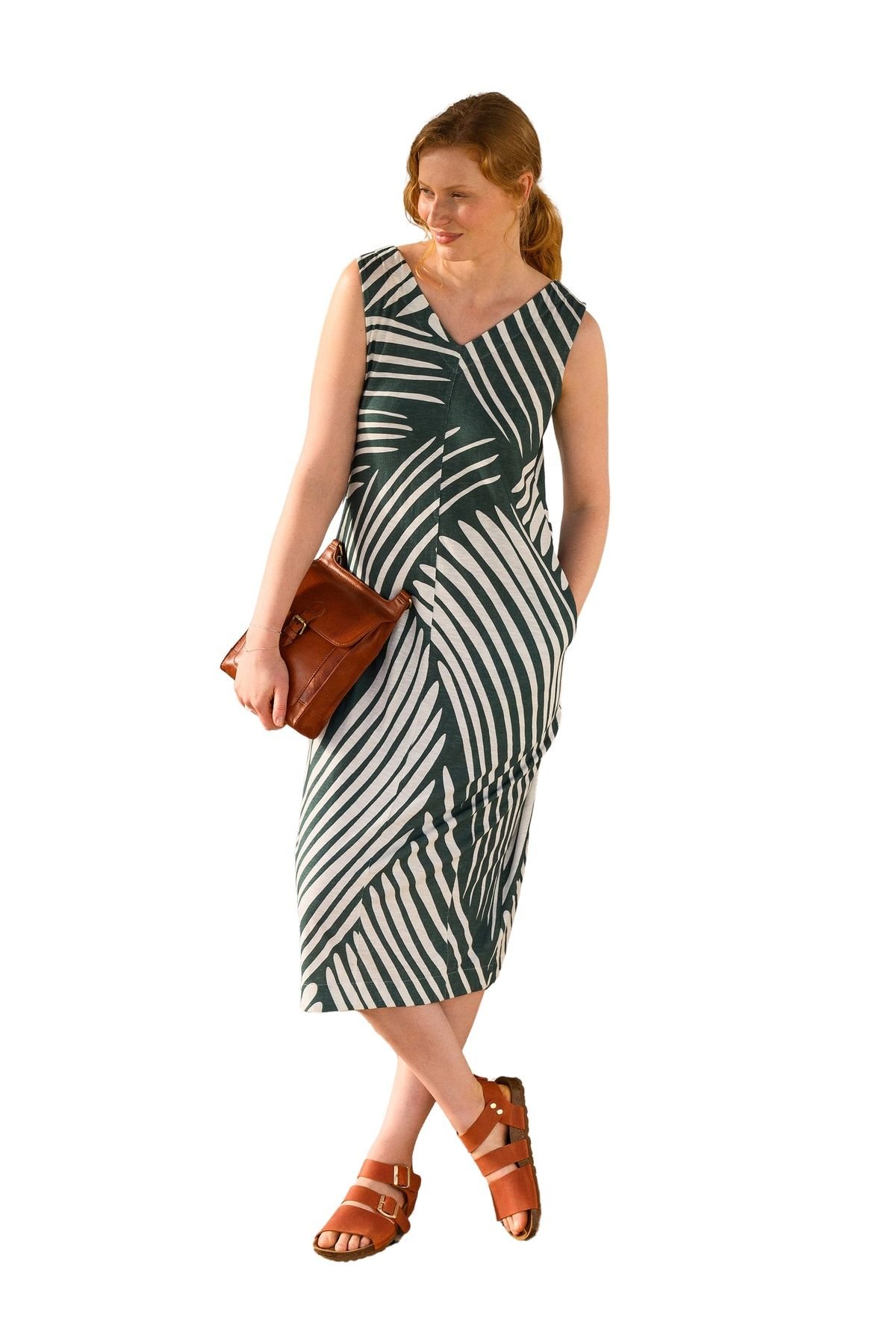 Celtic & Co Celtic & Co Women's Slub Jersey S/L Midi Dress in Bottle Green - 2
