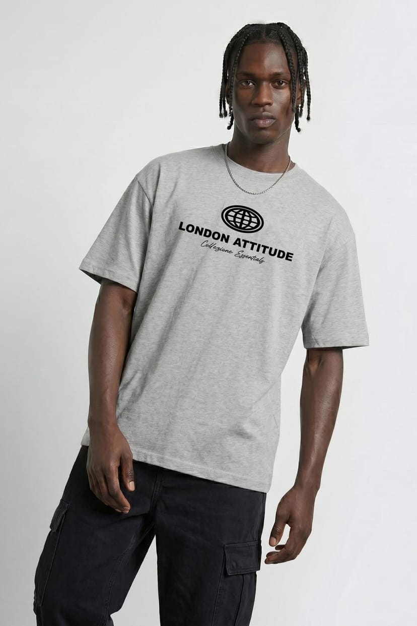 LONDON ATTITUDE LONDON ATTITUDE Men's Essential Globe Logo Premium Cotton T-Shirt in Light Grey - 1