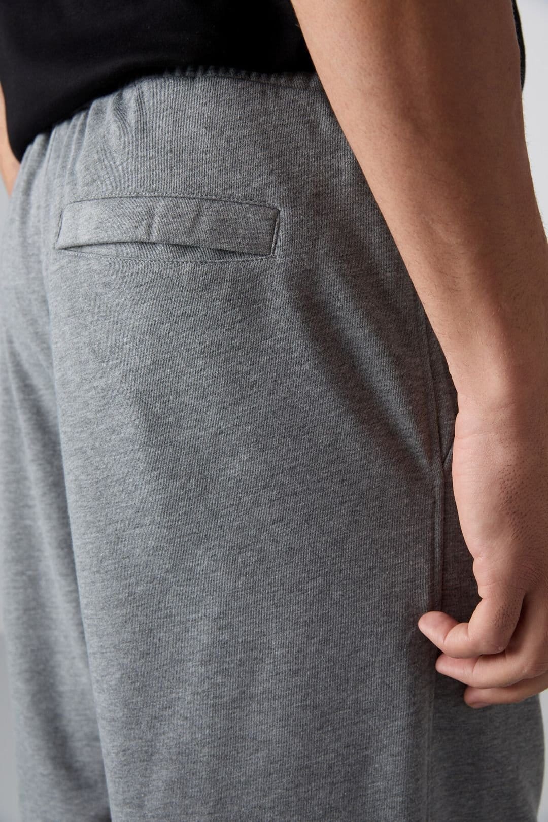 Tommy Life Tommy Life Men's Knit Sweat Shorts in Grey - 4