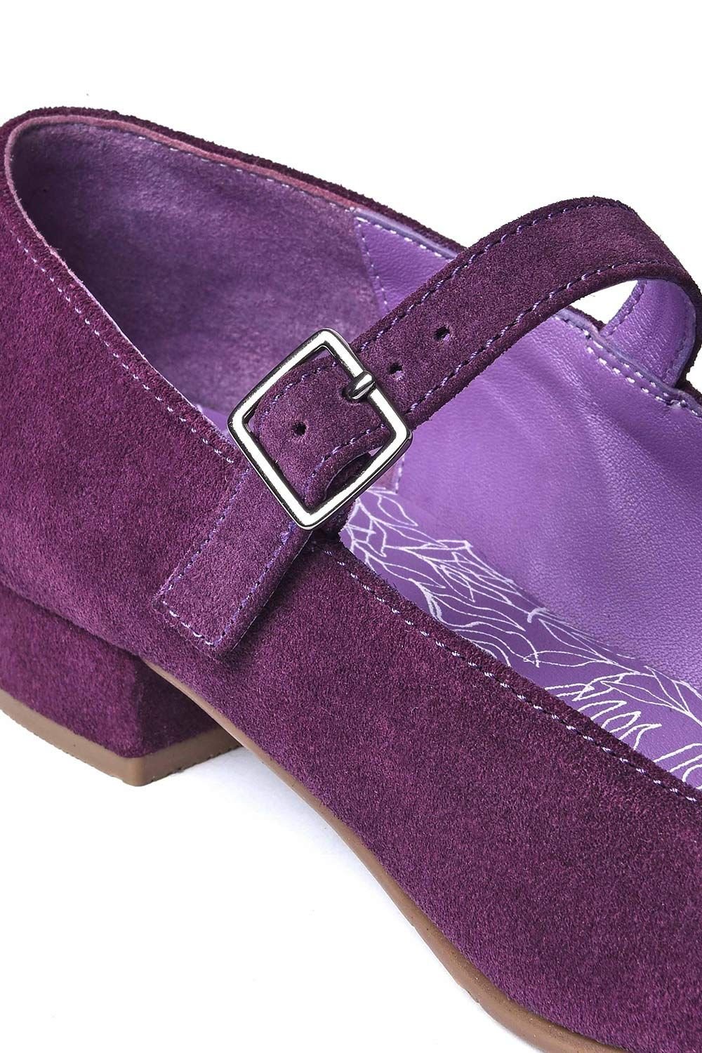 Moshulu Moshulu Women's 'Hebei' Front Buckle Block Heels in Purple - 3