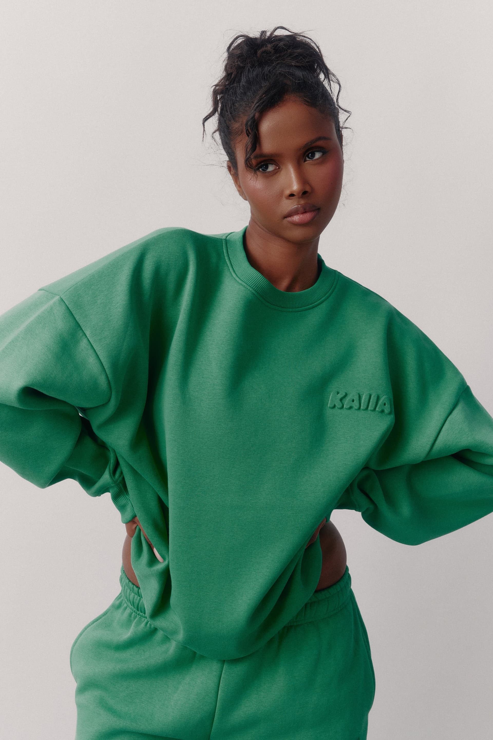 Kaiia Kaiia Embossed Logo Oversized Sweatshirt Jade Green
