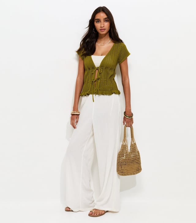 New Look Women's Green Frilly Trim Tie Front Top New Look - 2
