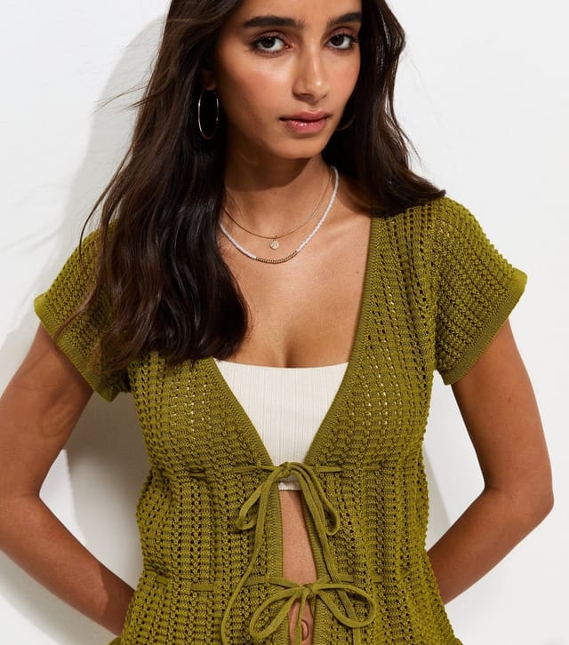 New Look Women's Green Frilly Trim Tie Front Top New Look - 3