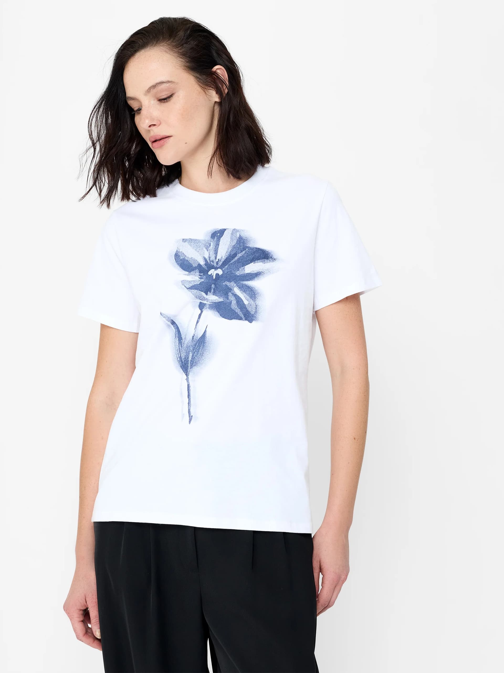 French Connection White Blurred Floral Short Sleeve T-Shirt White/slate Blue