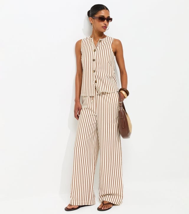 New Look Women's Brown Striped Seersucker Wide Leg Trousers New Look - 2